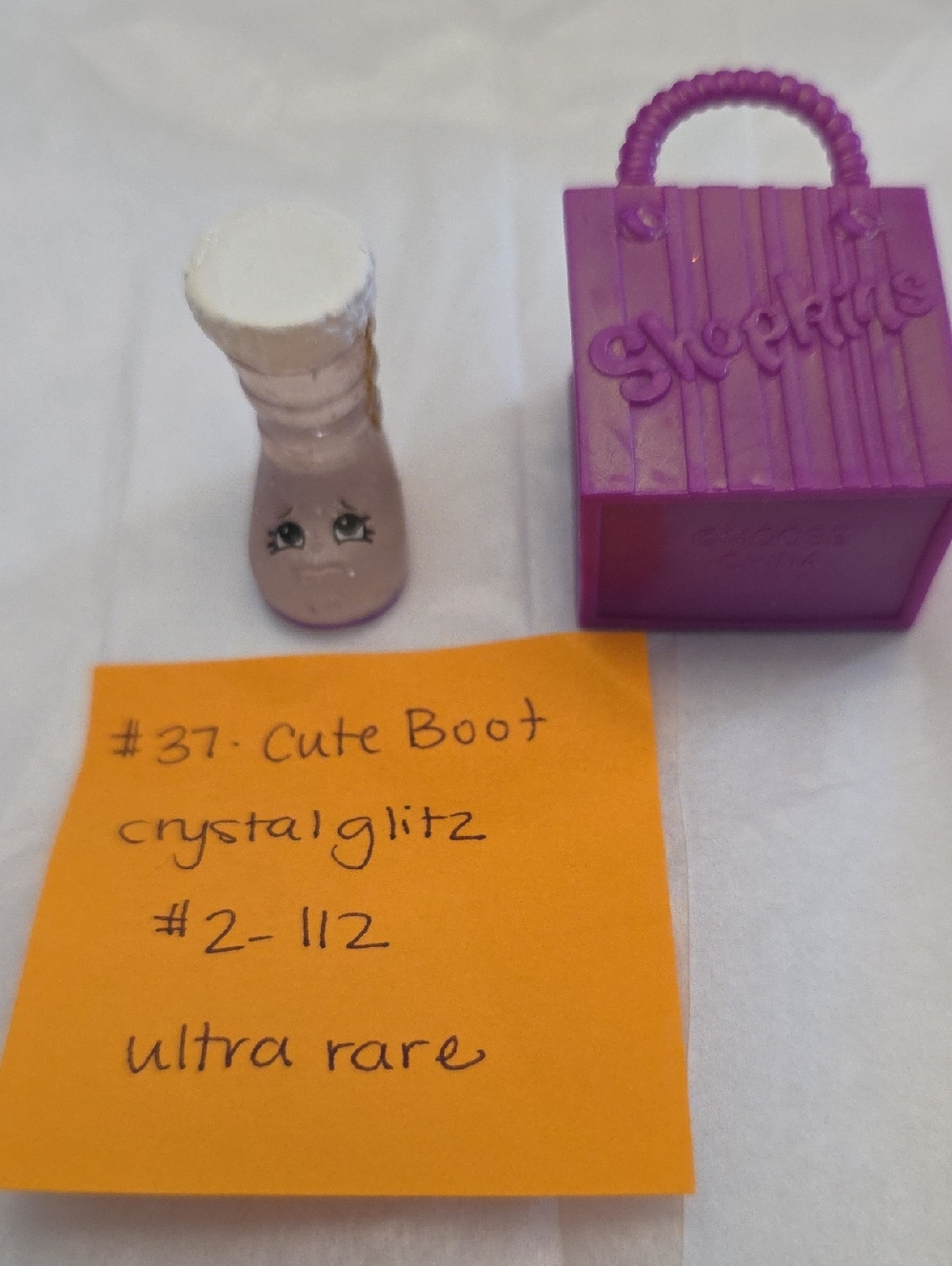 Ultra Rare - Shopkins Lavender Glitter Cute Boot with Purple Bag